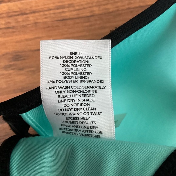 Shade & Shore Black and Green Bikini with Molded Cups - Picture 7 of 7